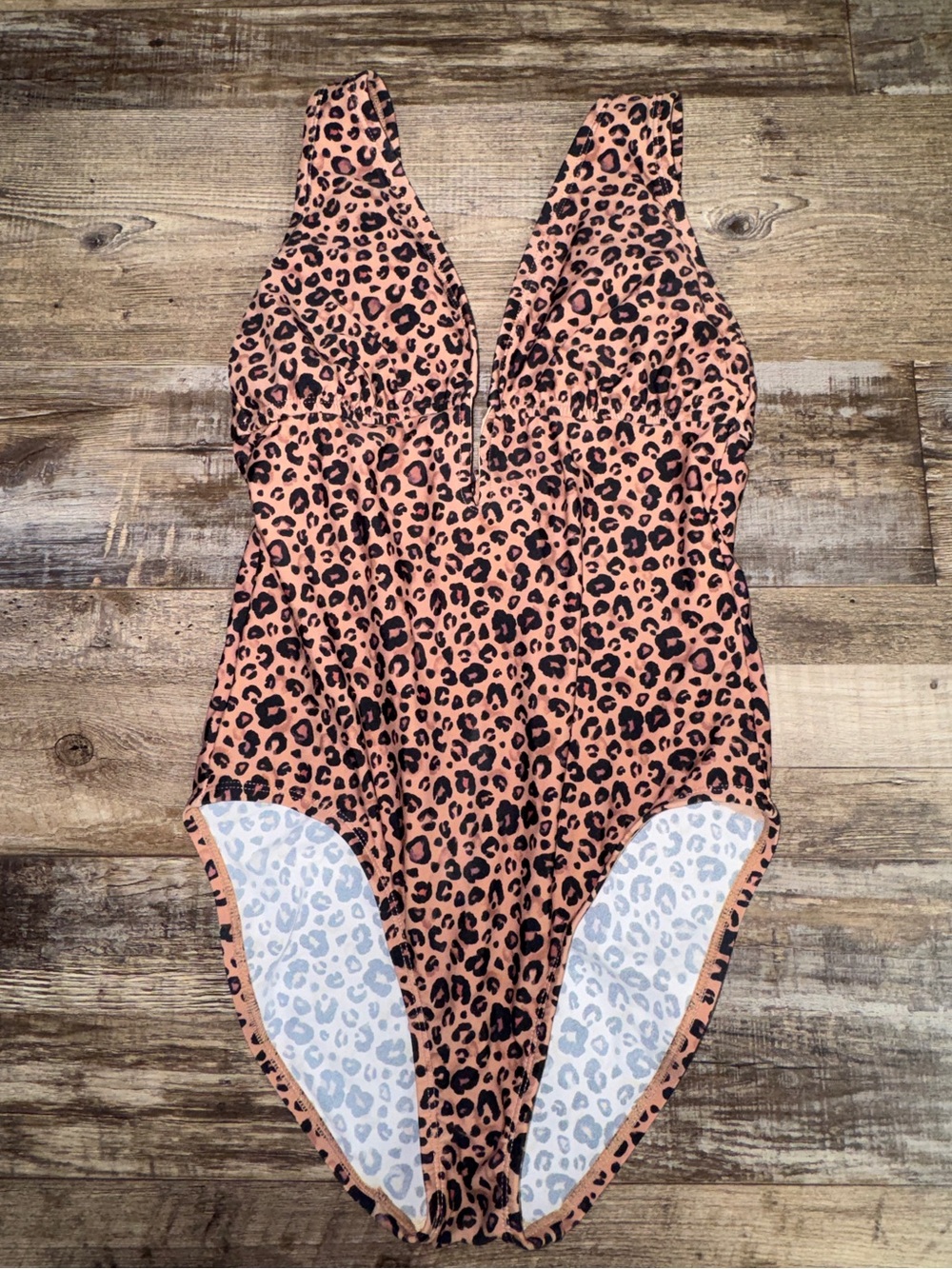 Shade & Shore Leopard One Piece Swimsuit Tummy Control Plunge Neck Small - Picture 3 of 8